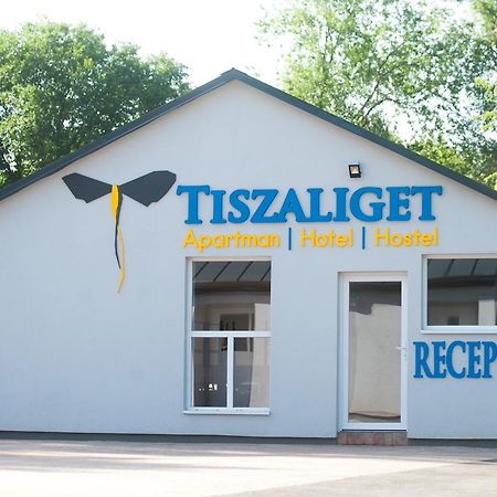 سولنوك Tiszaliget Apartman Es Szallo المظهر الخارجي الصورة